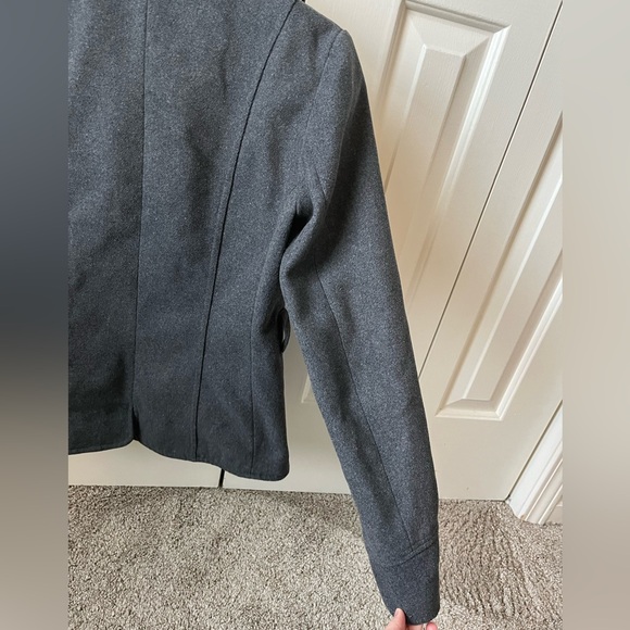 dELiA*s Girl’s Small Grey Peacoat - Picture 9 of 15